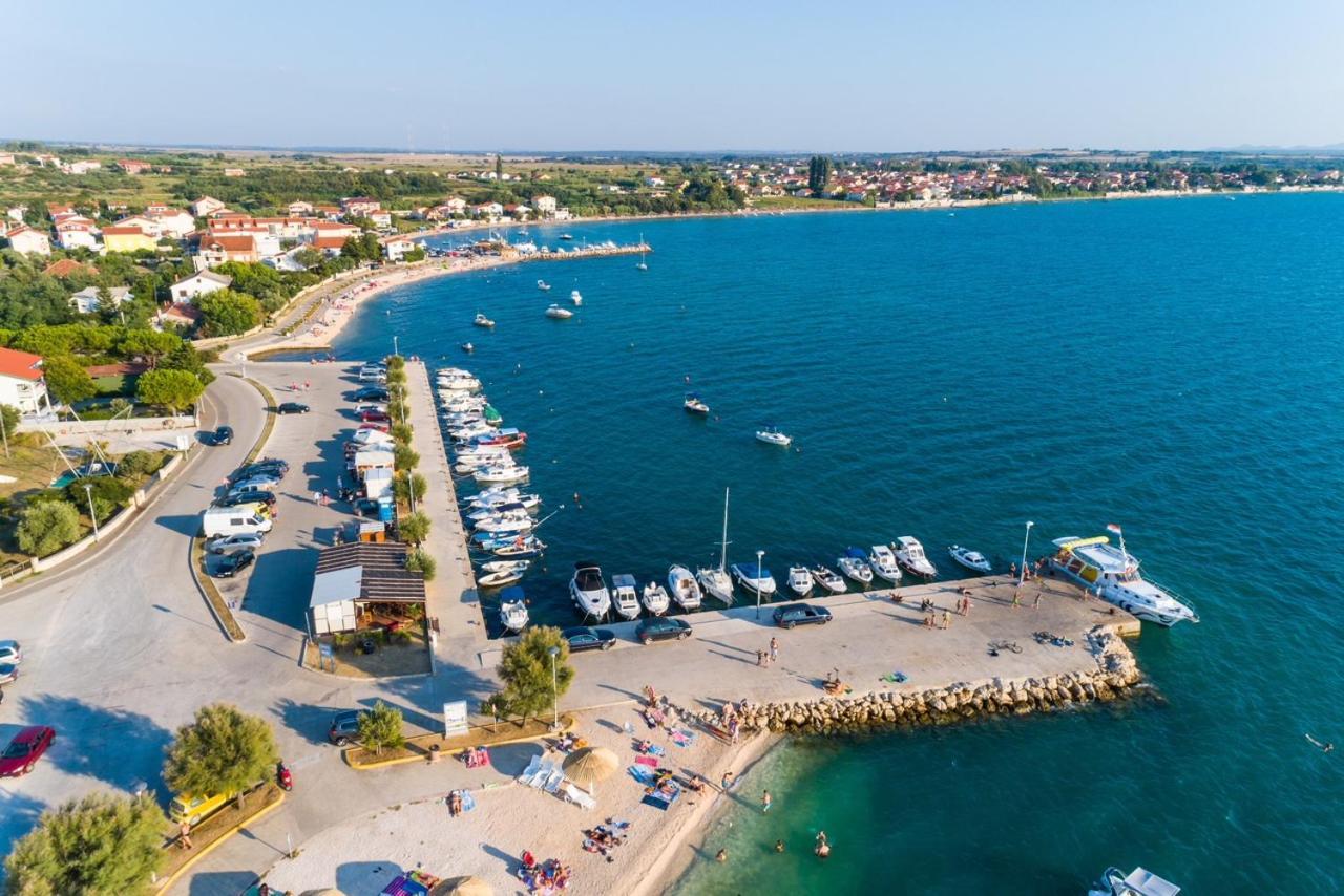 Apartment Nin - Vrsi At The Beach Exterior photo